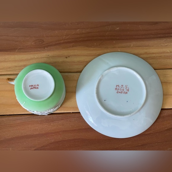 Vintage Teacup & Saucer Dragon Ware Geisha 3D Raised Flying Dragon Moriage Japan - Picture 4 of 6
